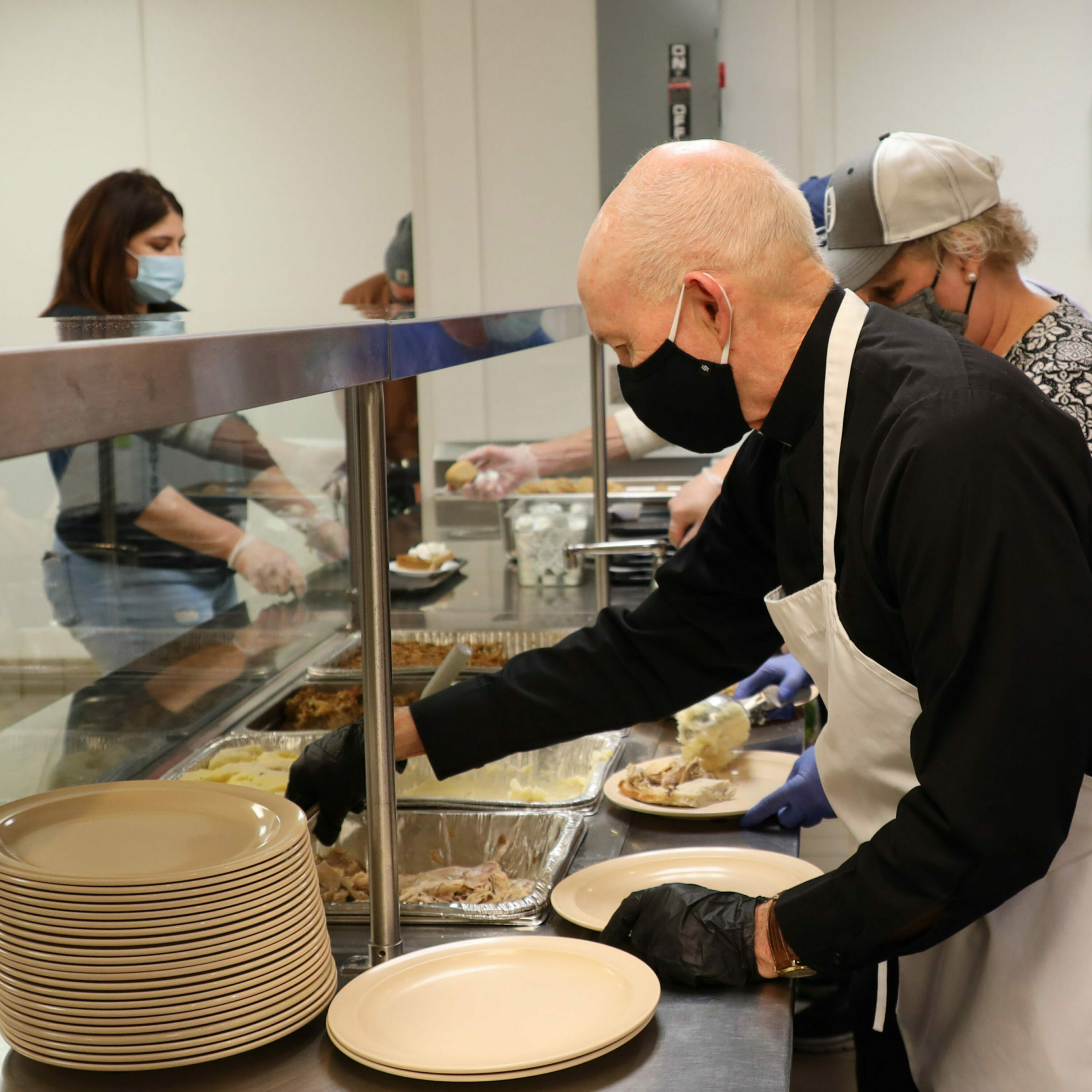 Episode 132: 400 for Thanksgiving Dinner: Serving the Poor with St. Peter’s Church episode artwork