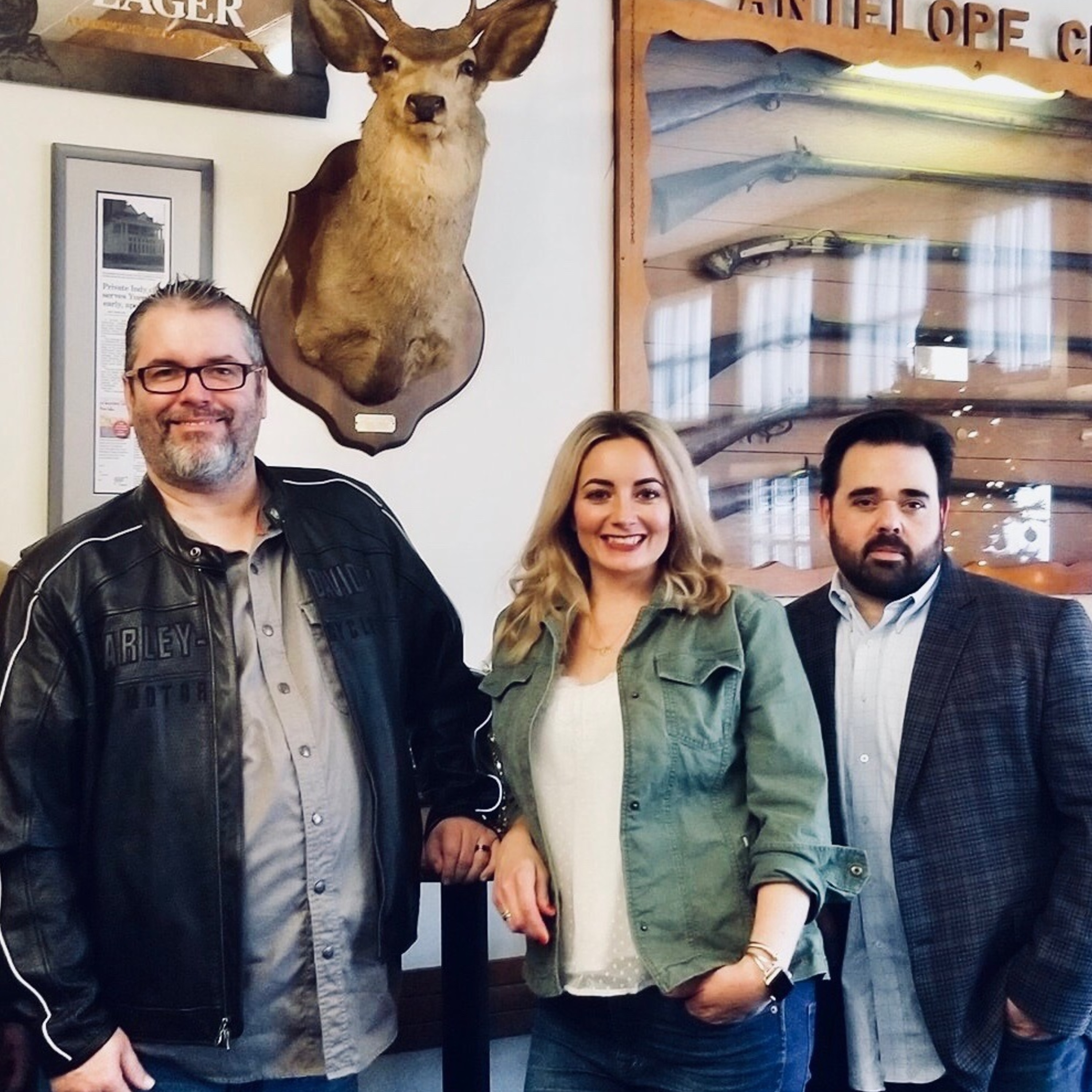 Eat! Drink! Smoke! -  Episode 15 - Antelope Sliders and West Fork Bourbon, Kevin Hart's Non-Apology To The Oscars and Baby It's Cold Outside episode artwork