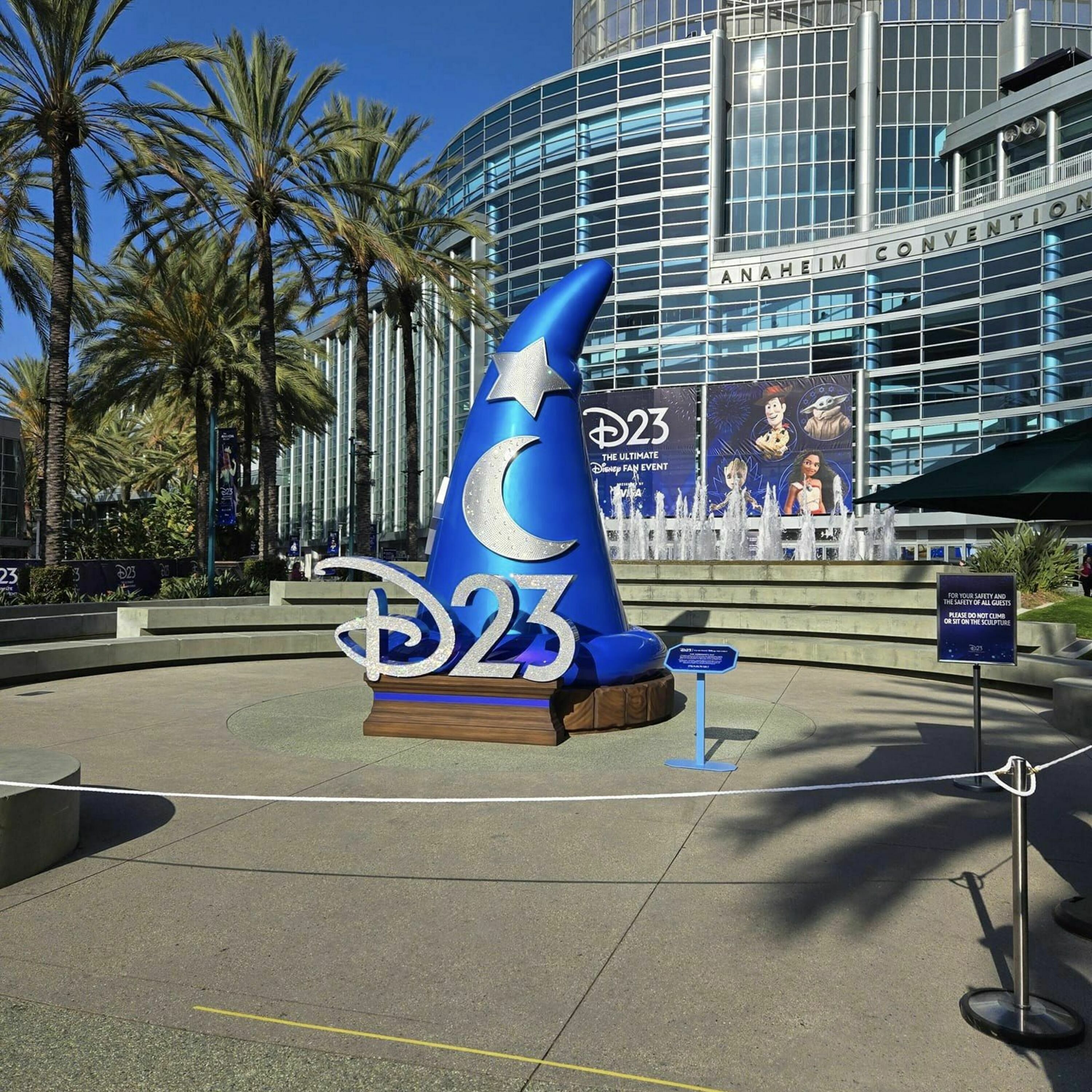 Episode 229: We Recap D23: The Ultimate Disney Fan Event, New Video Games, Alien: Rogue Incursion, PSVR 2, Gamescom, And The Future Of Alien On A New Skewedcast episode artwork