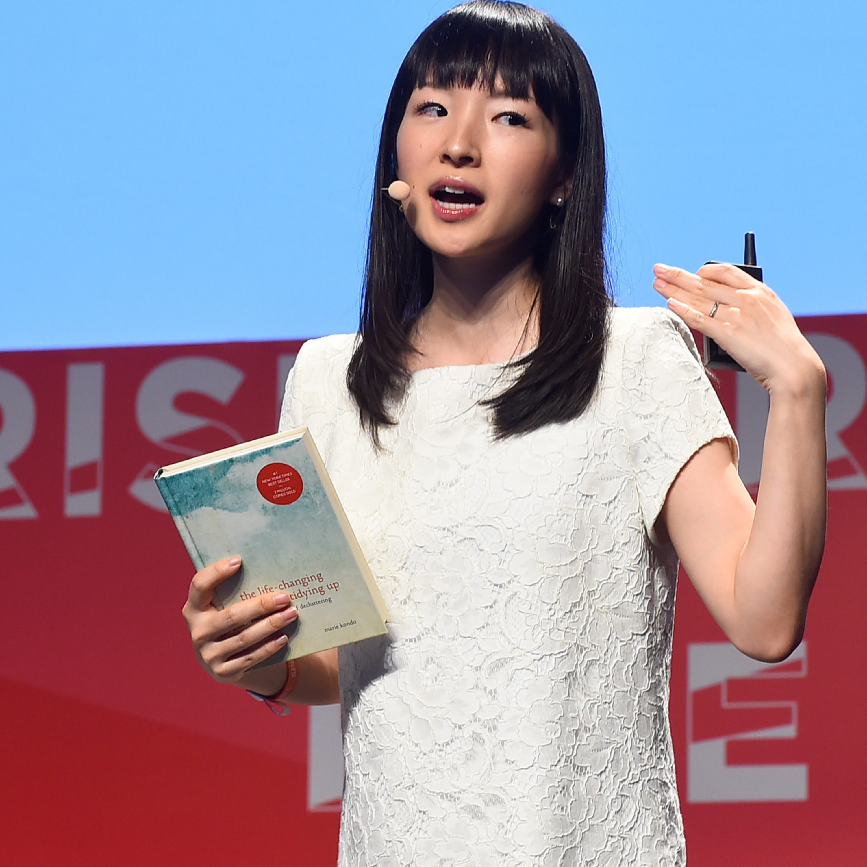 56: Steve Reviews: 'Tidying Up with Marie Kondo' thumbnail